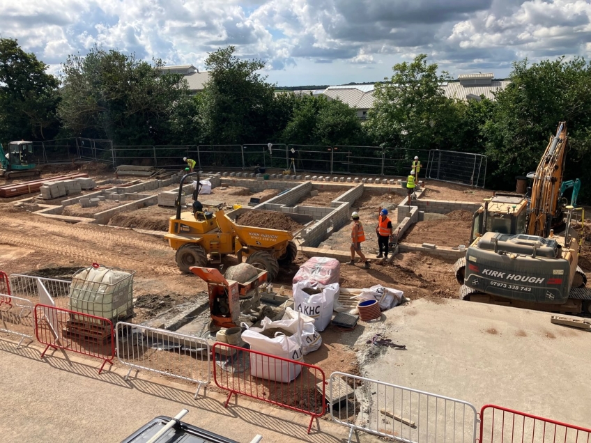 Time-lapse footage captures Tresawls Road construction